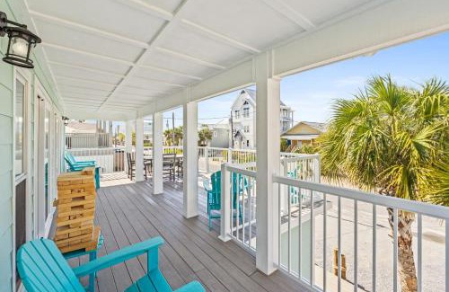 Holiday Beach House | Beach House - Gulf Dream by Panhandle Getaways