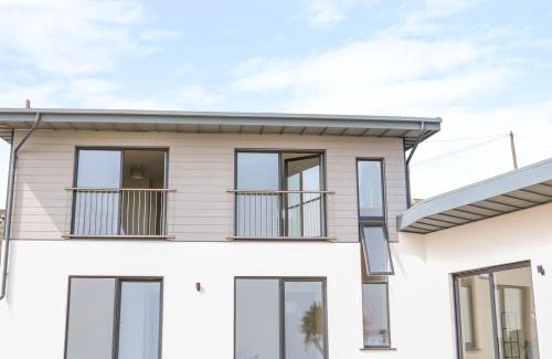 Riverchapel House | Beach House