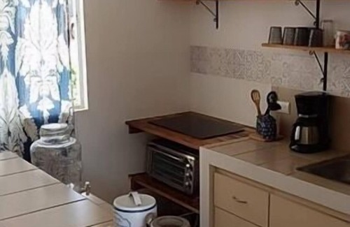 Bejuco House | Beach house in condominium with pool and private access to the beach.