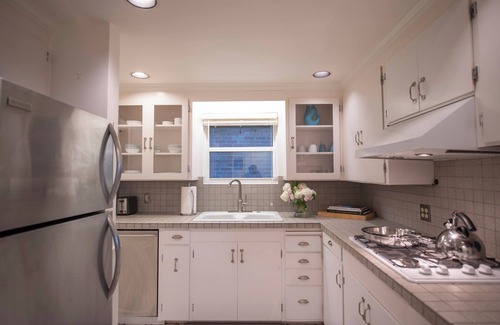 Alki House | Beach house in quiet neighborhood w stunning view. Close to Alki & Downtown.