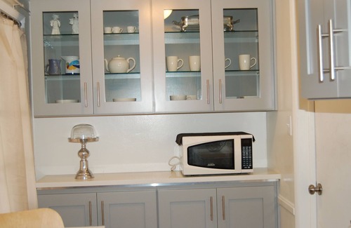 Van Nuys House | Beach House In Sherman Oaks!