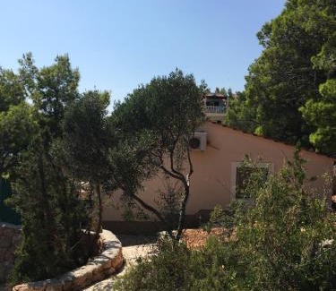 Sveta Nedjelja Apartment | Beach house Korina