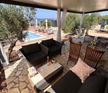 Kornati House | Beach house Lady - resort & tavern BAIN, free transport, pool, Island of Žut - Kornati