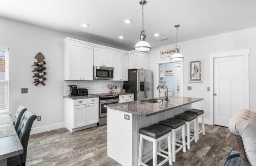Riviera Beach House | Beach House - Lazee Daze by Panhandle Getaways