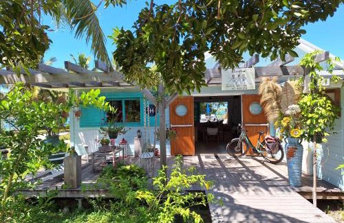 Poum Cabin | Beach House Lodge