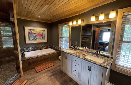 Garden Cottage | Beach House log cabin with 240’ of sand beach on Lake Michigan. Amazing sunsets