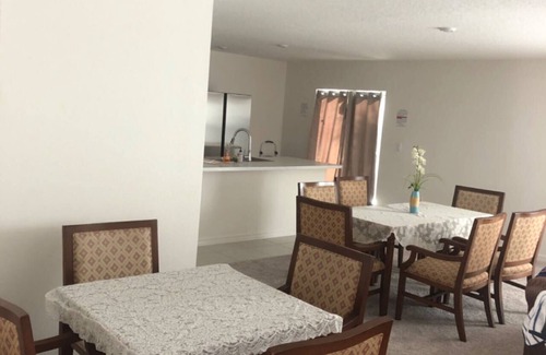 Higbees Daytona House | Beach House master bedroom with private bathroomnnear daytona airport and beach