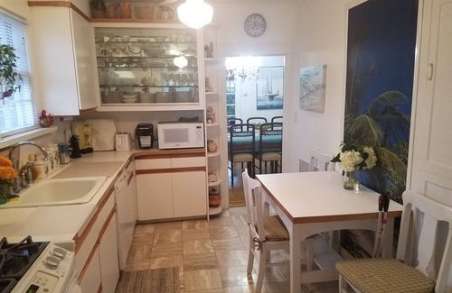 New Suffolk House | Beach House New Suffolk Amazing Location!