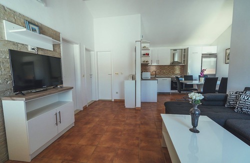Veliki Drvenik Villa | BEACH HOUSE ON ISLAND, HEATED POOL,PRIVAT BEACH, SPLIT COUNTY