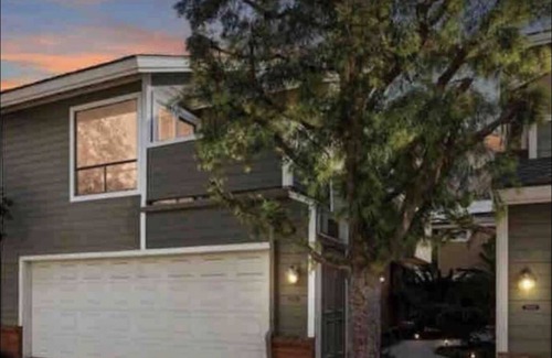 East Side Costa Mesa House | Beach house, Pet friendly, Pool, hot tub. EV Charger,East Side Costa Mesa