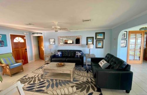 Marathon House | Beach House - Private Pool & Dock - Gulf Sunset view