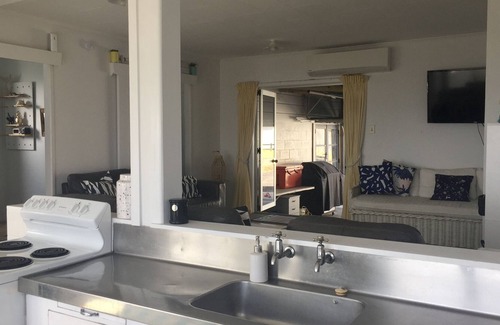 Pukehina House | Beach House Pukehina - Excellent Beach Access