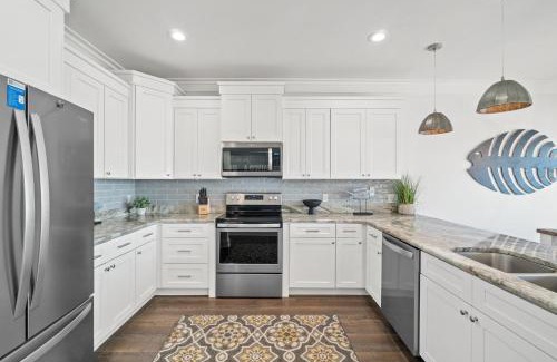 Riviera Beach House | Beach House - Riviera Retreat by Panhandle Getaways