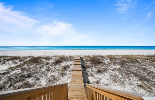 Crescent Beach House | Beach House - Sugar Sands by Panhandle Getaways