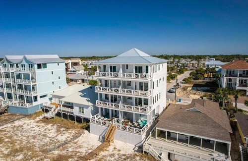 Crescent Beach House | Beach House - Sugar Sands by Panhandle Getaways