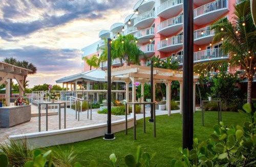 Belle Vista Hotel | Beach House Suites by the Don CeSar