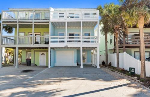 Bahama Beach House | Beach House - Sunset Paradise by Panhandle Getaways
