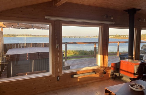 Sainte-Anne-de-Kent House | Beach House @Sunset Cove