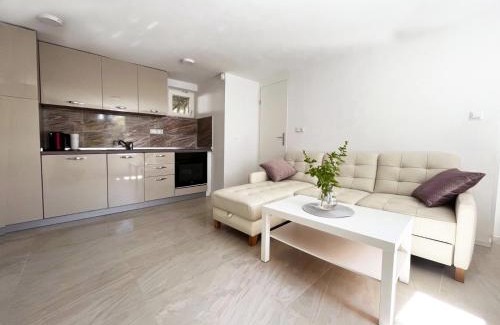 Municipality of Posedarje House | Beach House Suzi
