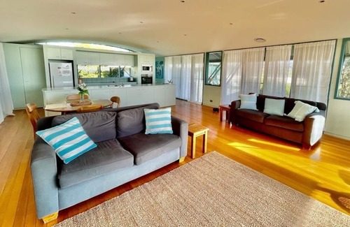 Tura Beach House | Beach House Two Tura Beach