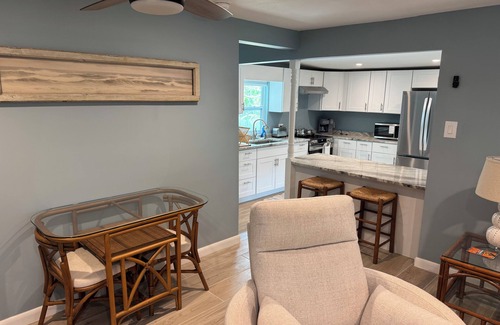Englewood House | Beach house