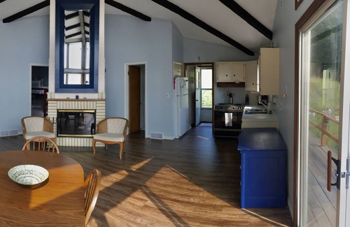 Montague House | Beach House