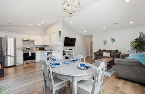 Myrtle Grove House | Beach House Vacation