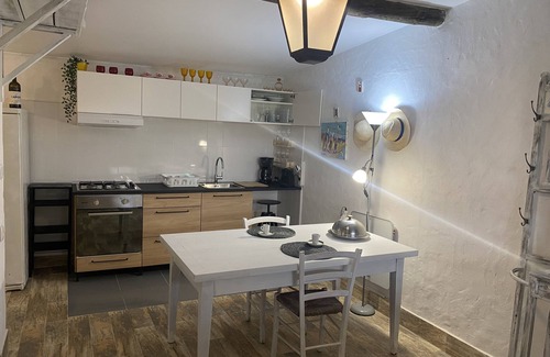 Ancora Villa | Beach house with private heated pool and jacuzzi