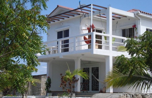 Punta Blanca House | Beach House with swimming pool in Barandua