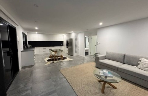 Redhead House | Beach Lane - Modern Coastal Stay