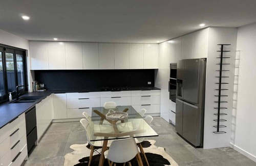 Redhead House | Beach Lane - Modern Coastal Stay