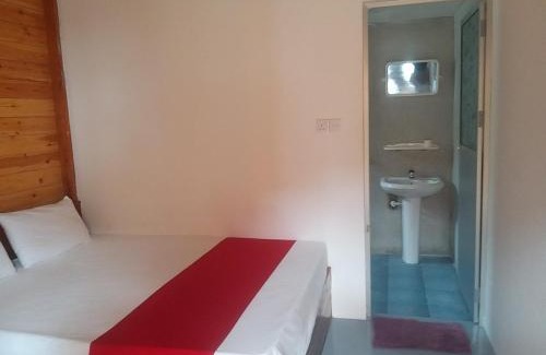 Uppuveli Hotel | Beach life long beach resort