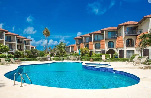 West Bay Apartment | Beach Living at Villas Pappagallo Beachfront 22