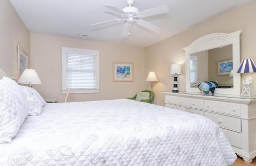 South End House | Beach Living by Bryant Real Estate