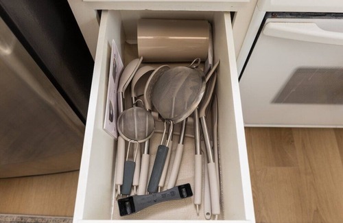 Jacksonville Beach Cottage | Beach living, cozy 2/1, walk to amenities & beach