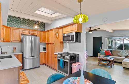 South Oceanside Condo | Beach Meets Fabulous - O'side Palms
