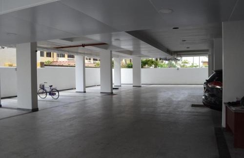 Mount Lavinia Apartment | Beach Mount Apartment (Blue Ocean Apartment)