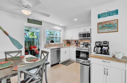 Anna Maria House | Beach N Bay 2 Bedroom Villa by RedAwning