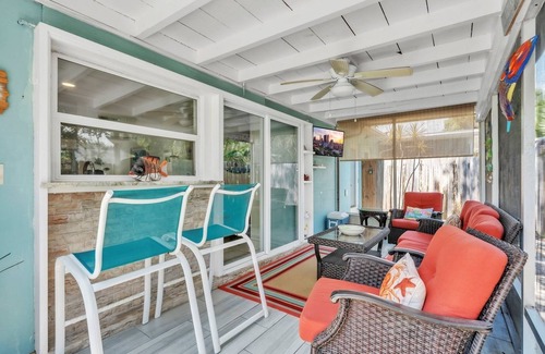 Anna Maria House | Beach N Bay 2 Bedroom Villa by RedAwning