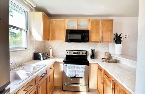 Zarzal Apartment | Beach Oasis - Ground Floor Beach Apartment Steps to the Pool!