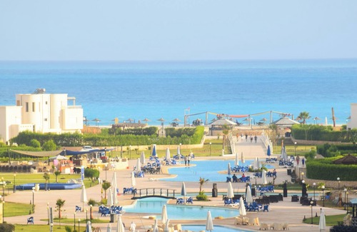 Bab Sharqi Apartment | Beach parties
