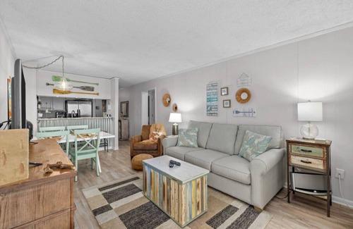 Windy Hill Apartment | Beach Path Access! Oceanfront w/Pool, Views Galore. Close to Golf & Tournaments