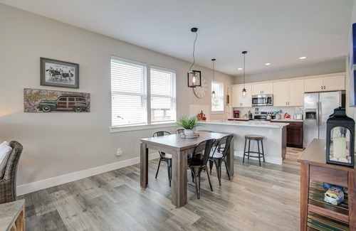 Ocean Shores House | Beach, Please! - Oyhut Bay Seaside Village