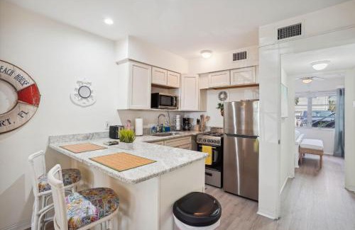 Gulfport Apartment | Beach Quarters #2