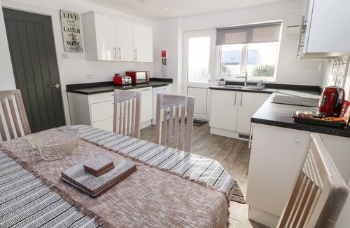 Holyhead Cottage | Beach Reach