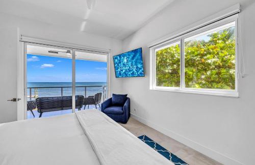 Islamorada House | Beach Residence Private overwater dock Heated Pool Mahi Key