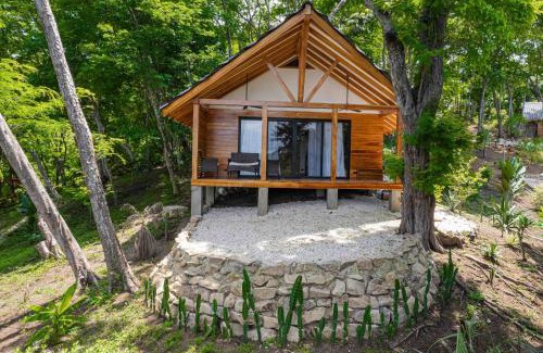 Playa Naranjo Resort | Beach resort playa Leona