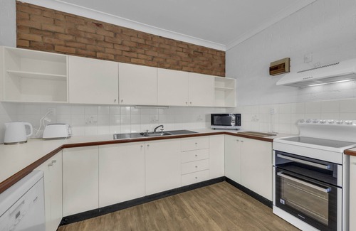 Eden Apartment | Beach Retreat - Ground Floor 2 Bedroom