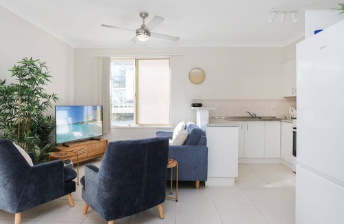 Hawks Nest House | Beach Road Bliss in Hawks Nest