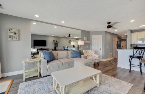 Traverse City House | Beach Room 103